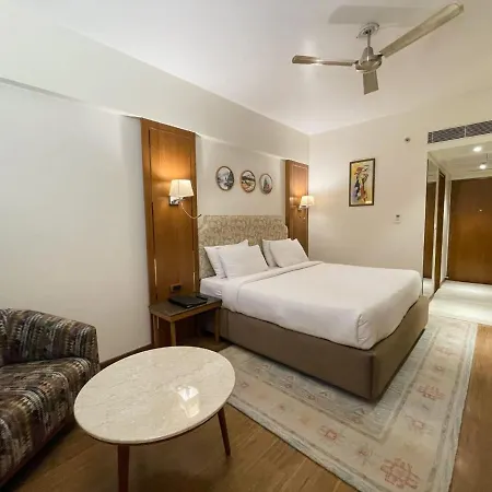 Comfort Hotel Vista Lucknow Exterior photo